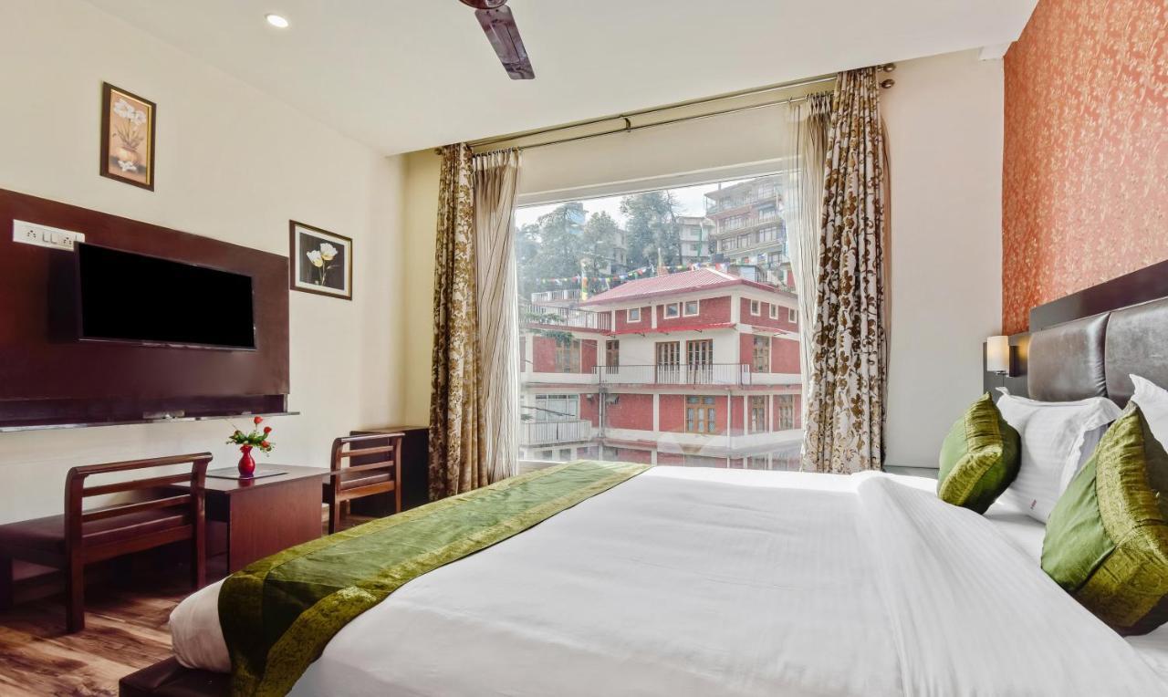 The Vaikunth Hotel Dharamshala Exterior photo